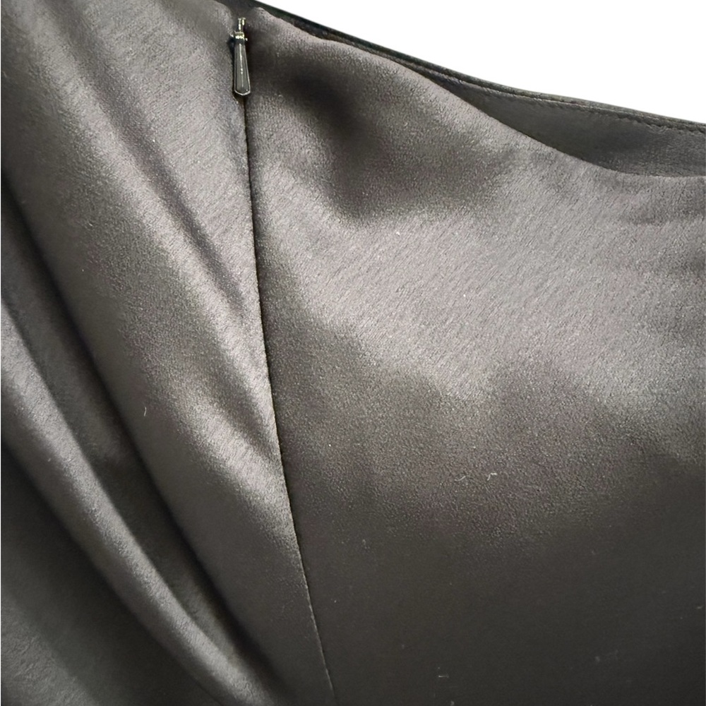 Jenny Yoo Marlowe Black One-Shoulder Luxe Satin Bias Cut Gown. Size 6. EUC - Picture 7 of 7